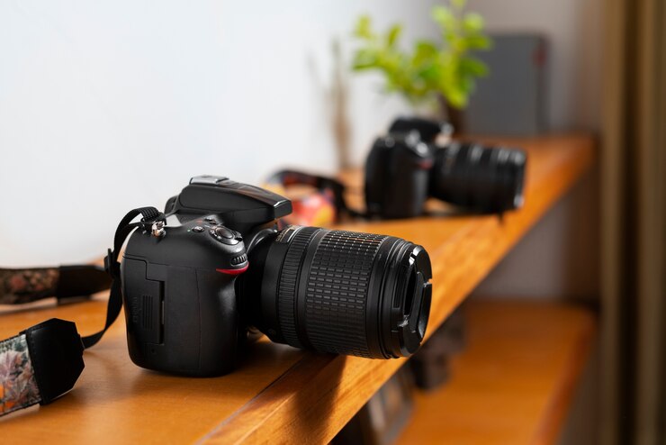 Canon vs Nikon DSLR cameras comparison